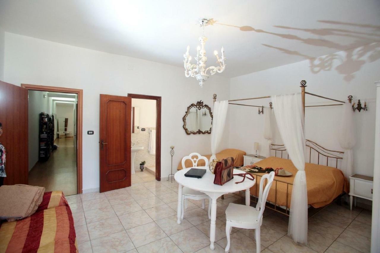 Zo. Ne. Baroque B&B Lecce Extérieur photo