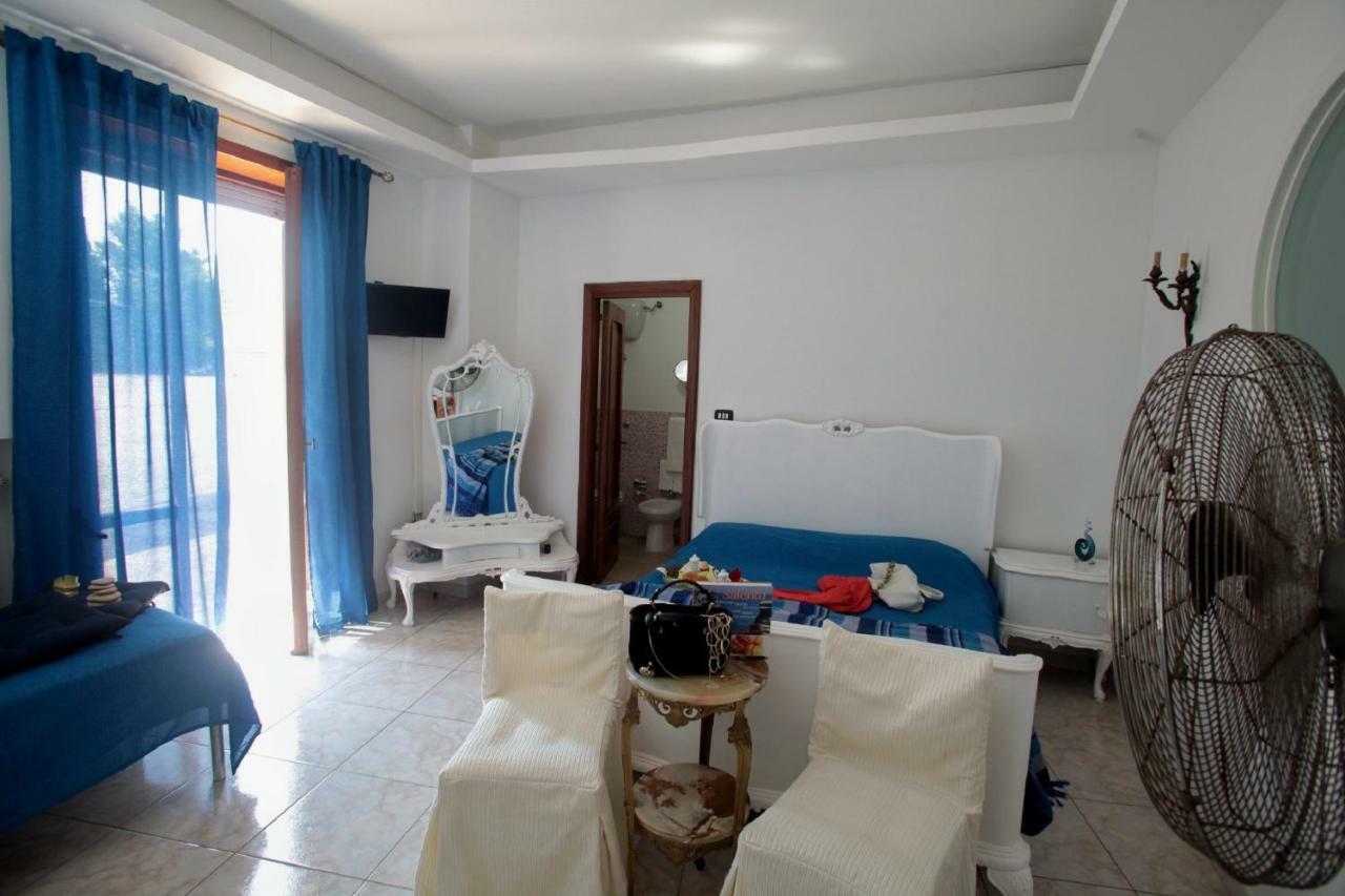 Zo. Ne. Baroque B&B Lecce Extérieur photo